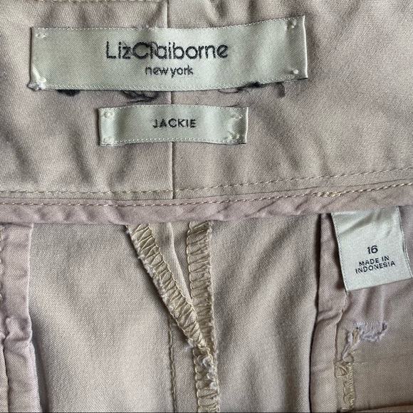 Liz Claiborne Jackie Shorts - Picture 4 of 6